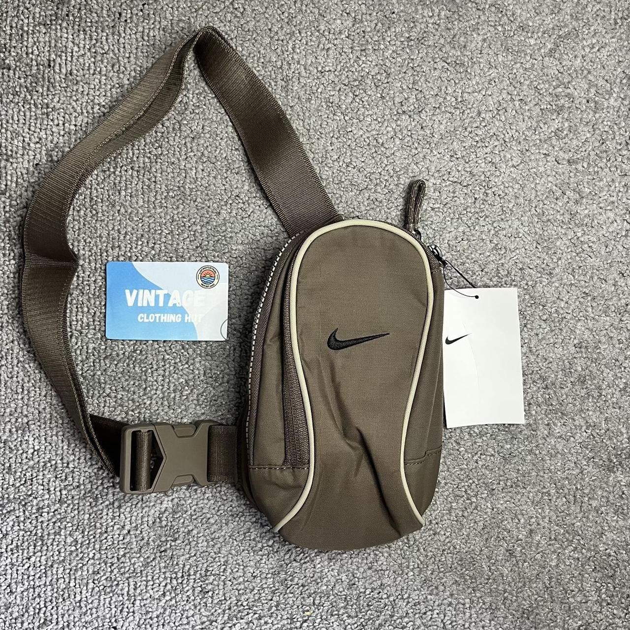womens black nike bag