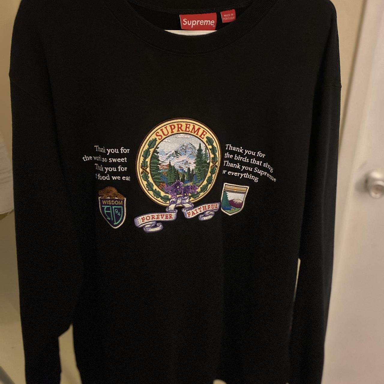 Supreme Mountain Crewneck :) 10/10 So clean... - Depop