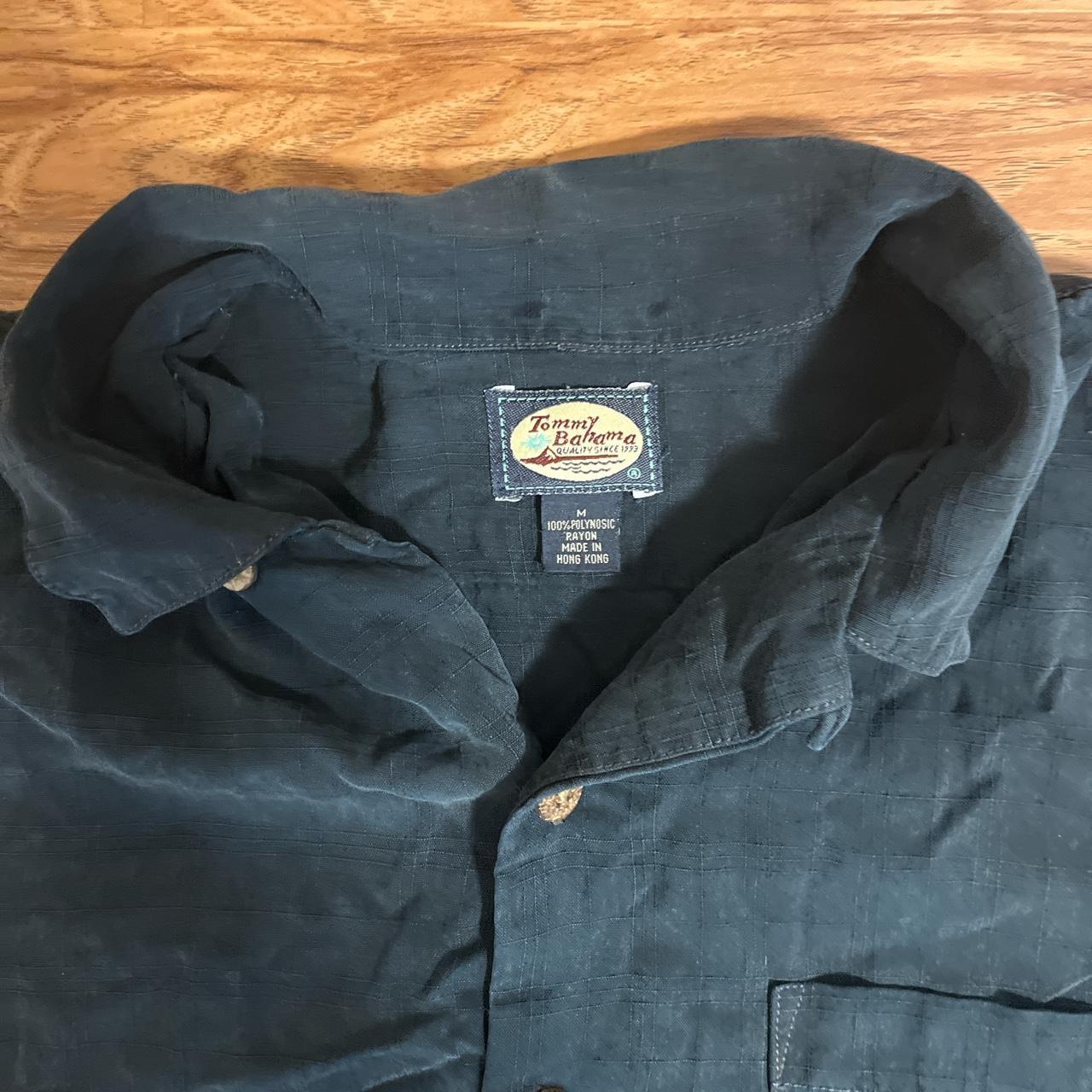 Tommy Bahama Button Up Size M Excellent Condition... - Depop