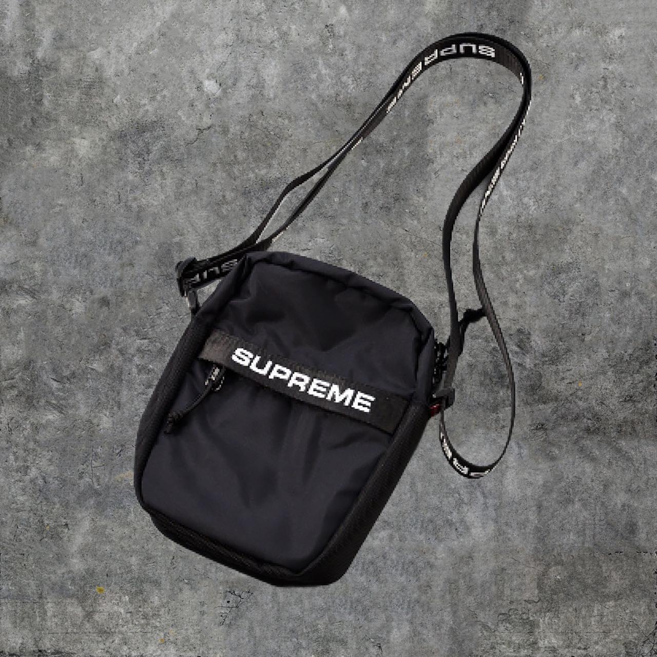 Supreme Shoulder Bag (FW22) - Silver