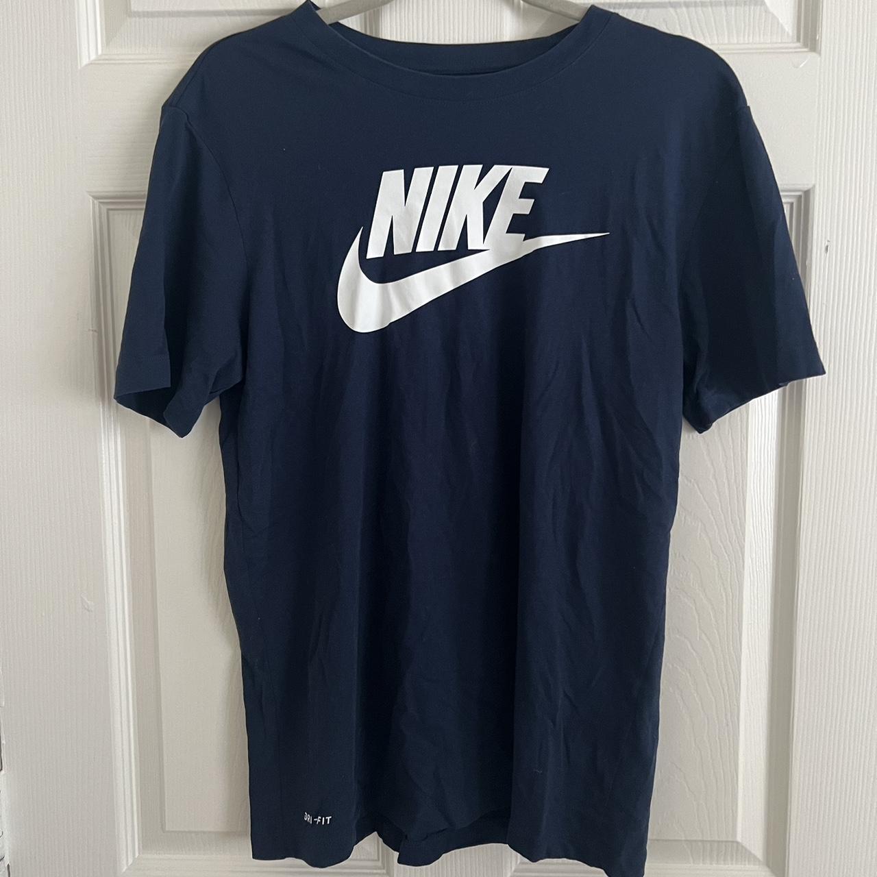 unisex nike dri-fit shirt, never worn but no tags.... - Depop