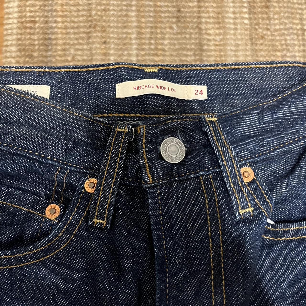 Levi's Women's Jeans | Depop