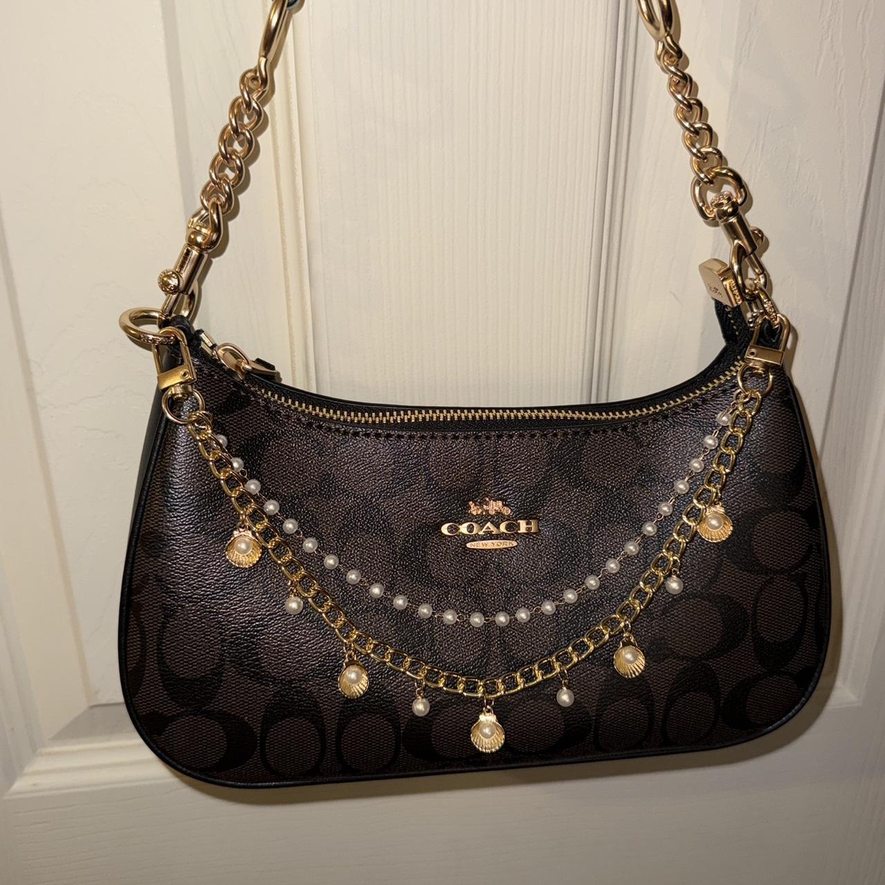 item listed by fromrubyscloset