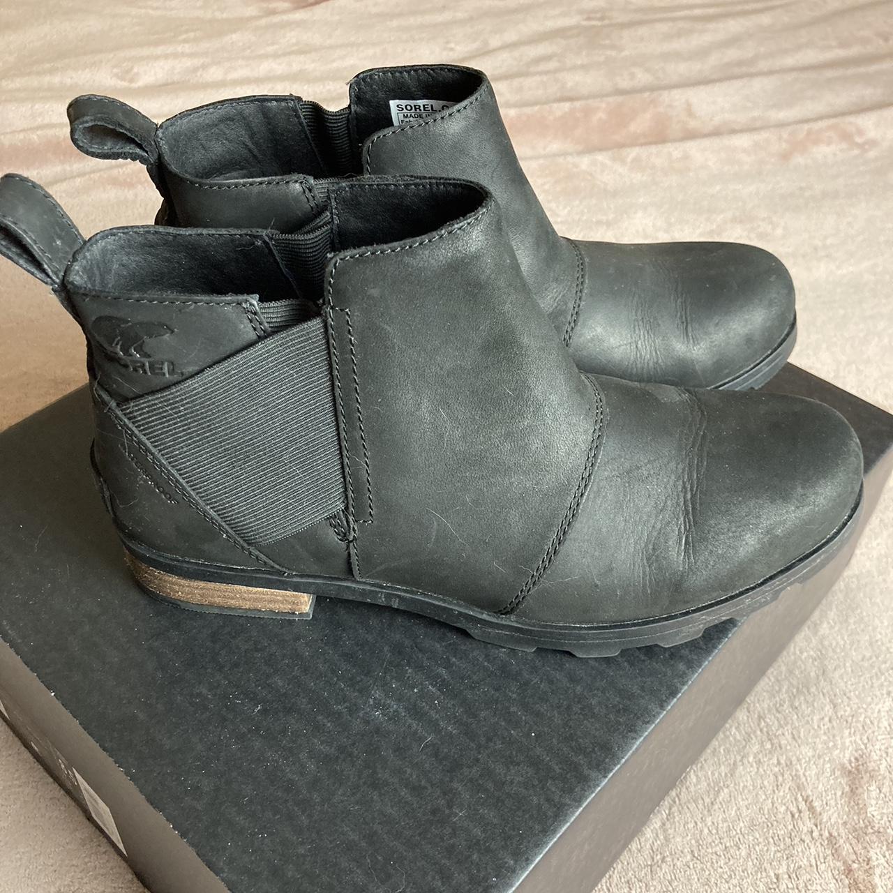 sorel emelie bootie