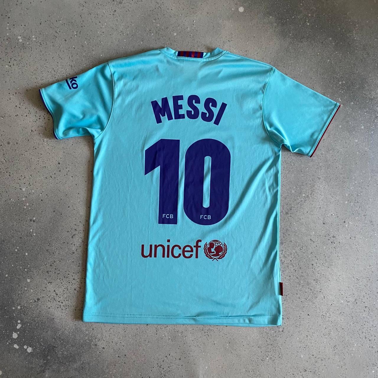 Lionel Messi-Barcelona 2016-2017 Away  Lionel messi barcelona, Lionel messi,  Barcelona jerseys