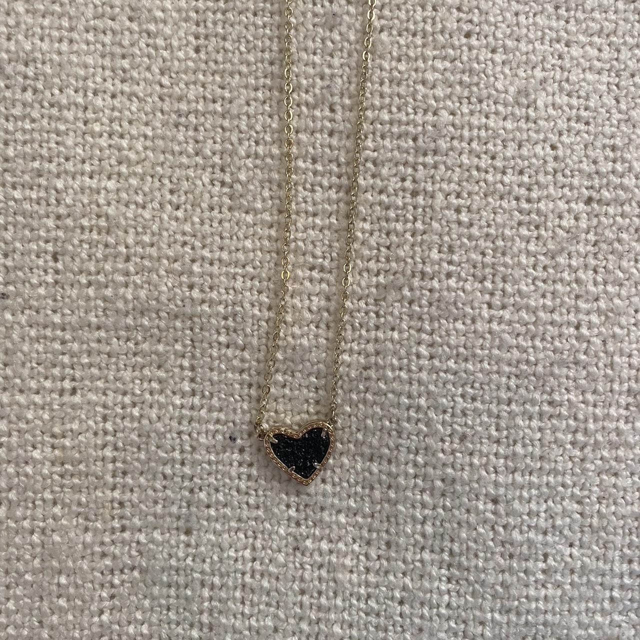 black heart kendra scott dupe necklace not official... - Depop
