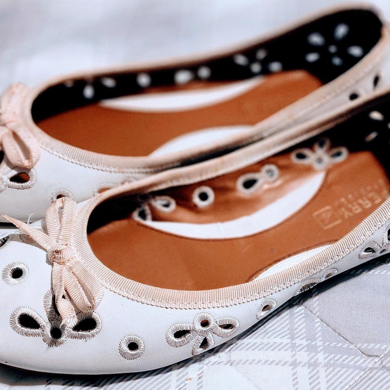 Sperry hot sale women's flats