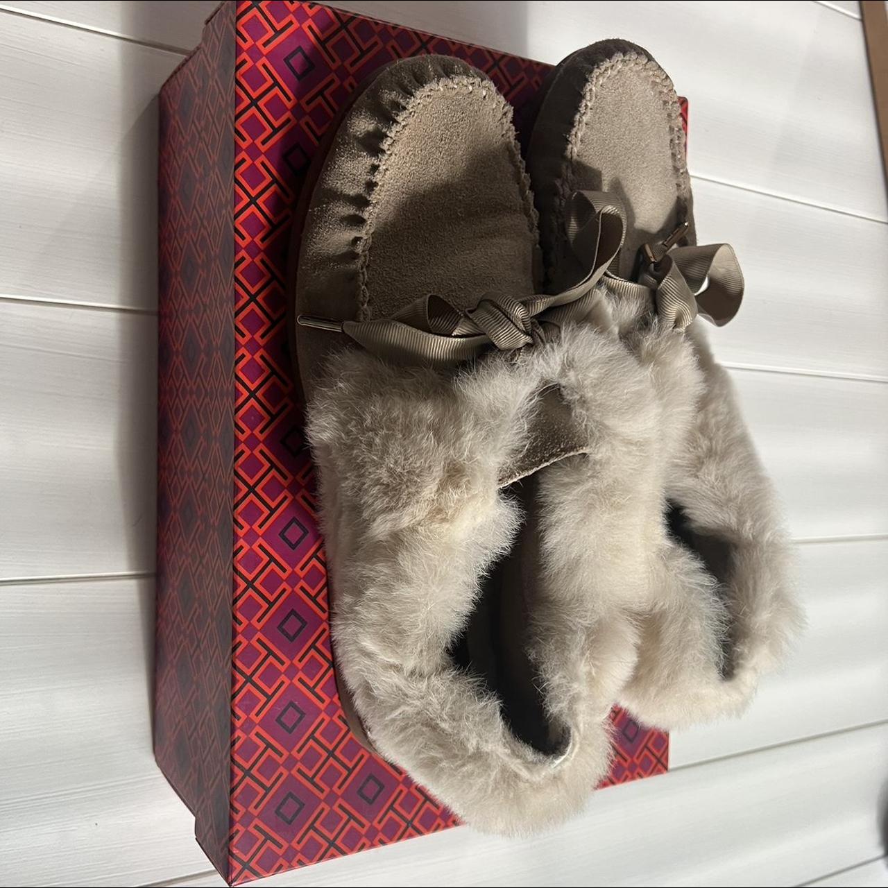 Tory burch fur discount slippers