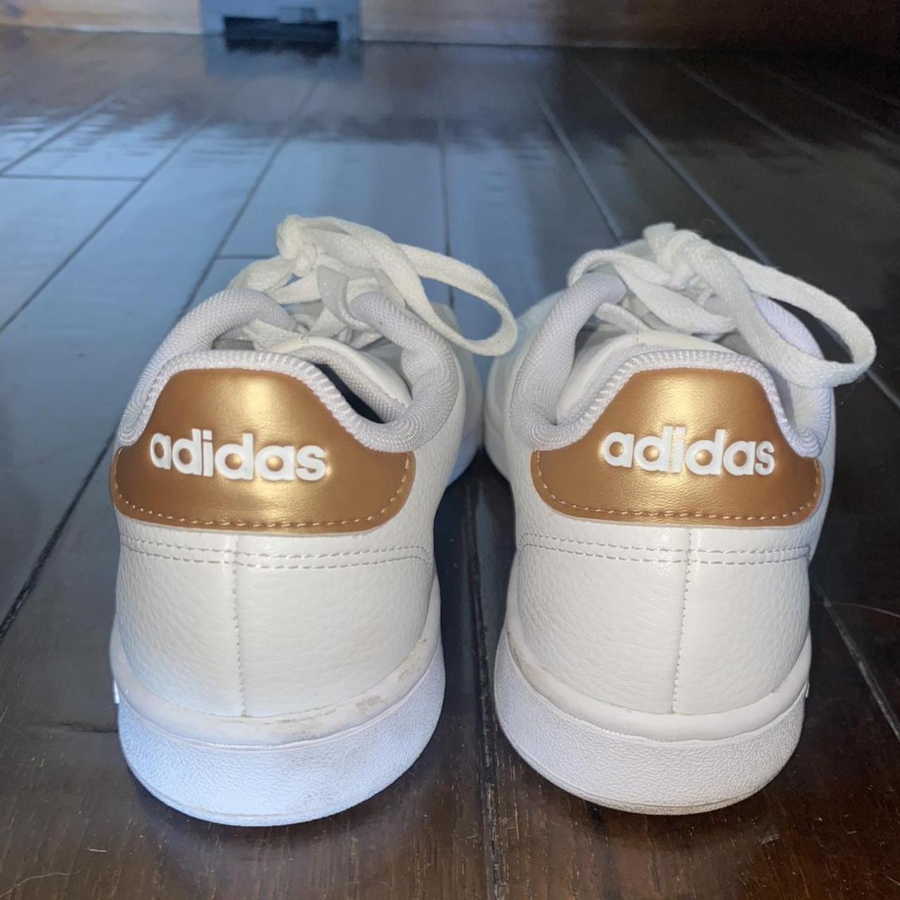 Adidas Women's White and Gold Trainers (2)