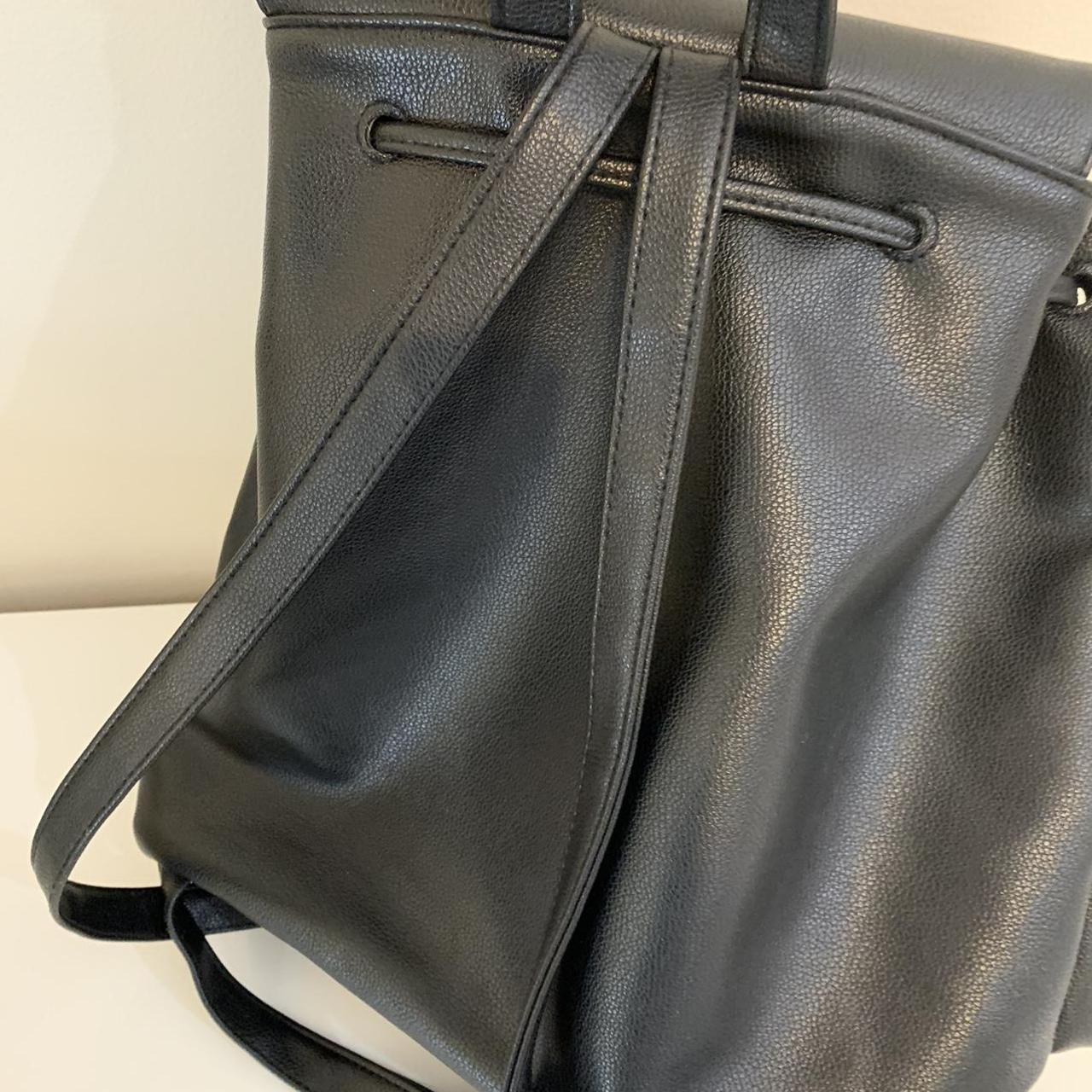 Victoria's Secret Women's Black Bag Depop