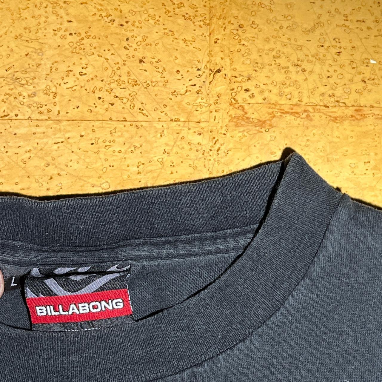 Billabong Men's Black T-shirt | Depop