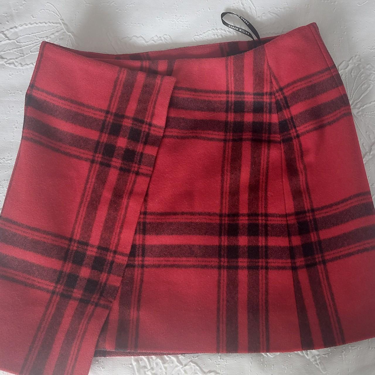 Karen Millen red Tartan skirt. Aso Clara Oswald