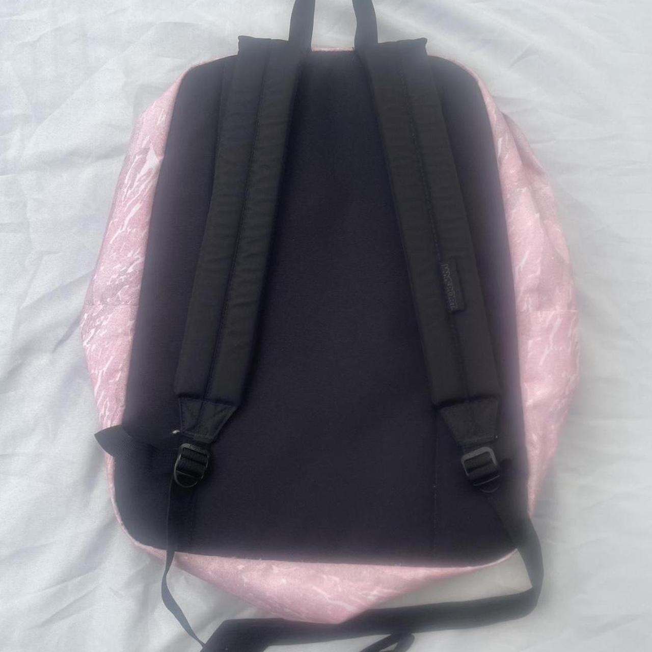 ˚ʚ♡ɞ˚ pink camo jansport backpack˚ʚ♡ɞ˚ Jansport... Depop