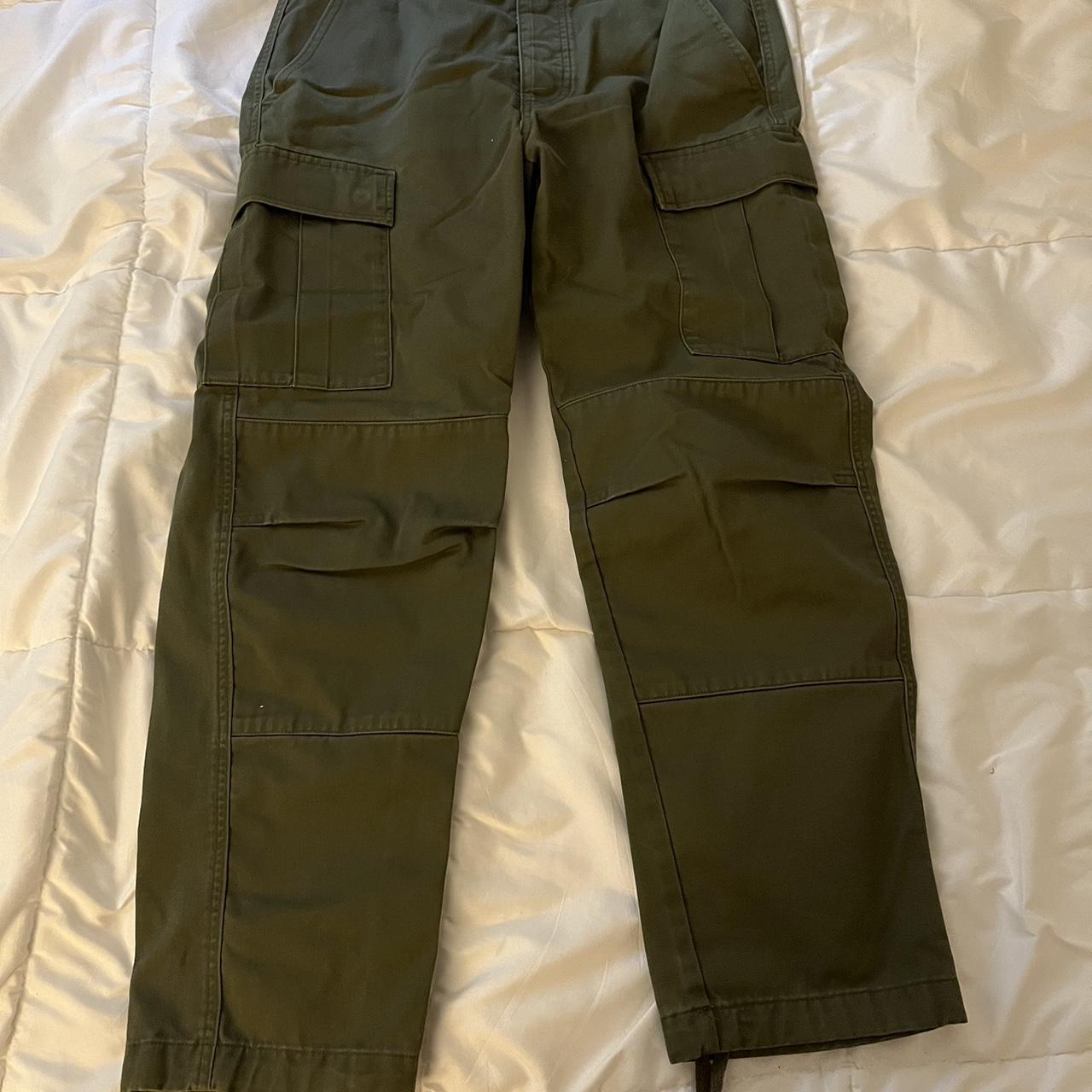 Empyre cargo pants olive green - Depop