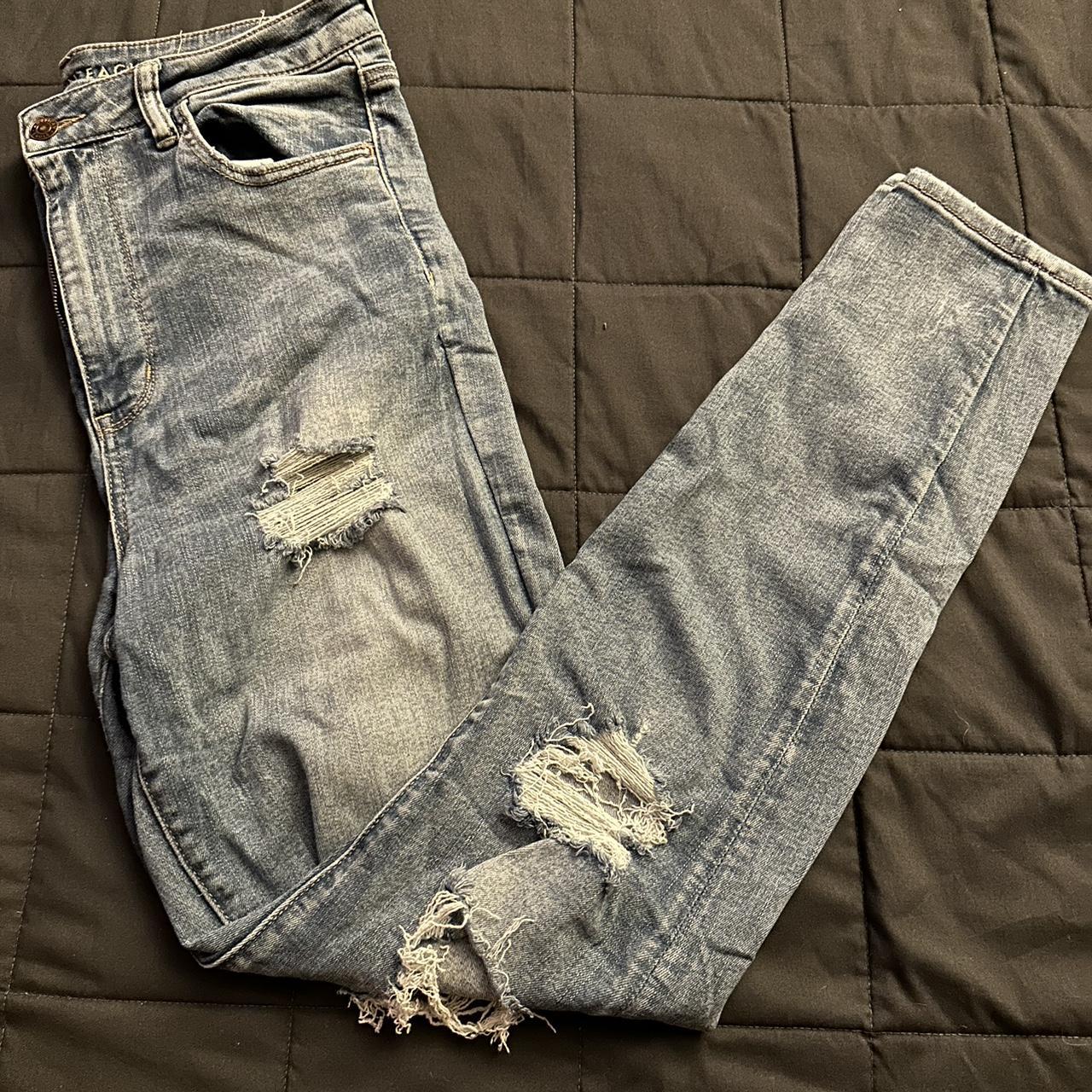 High Waisted American Eagle Ripped Skinny Jeans.... - Depop