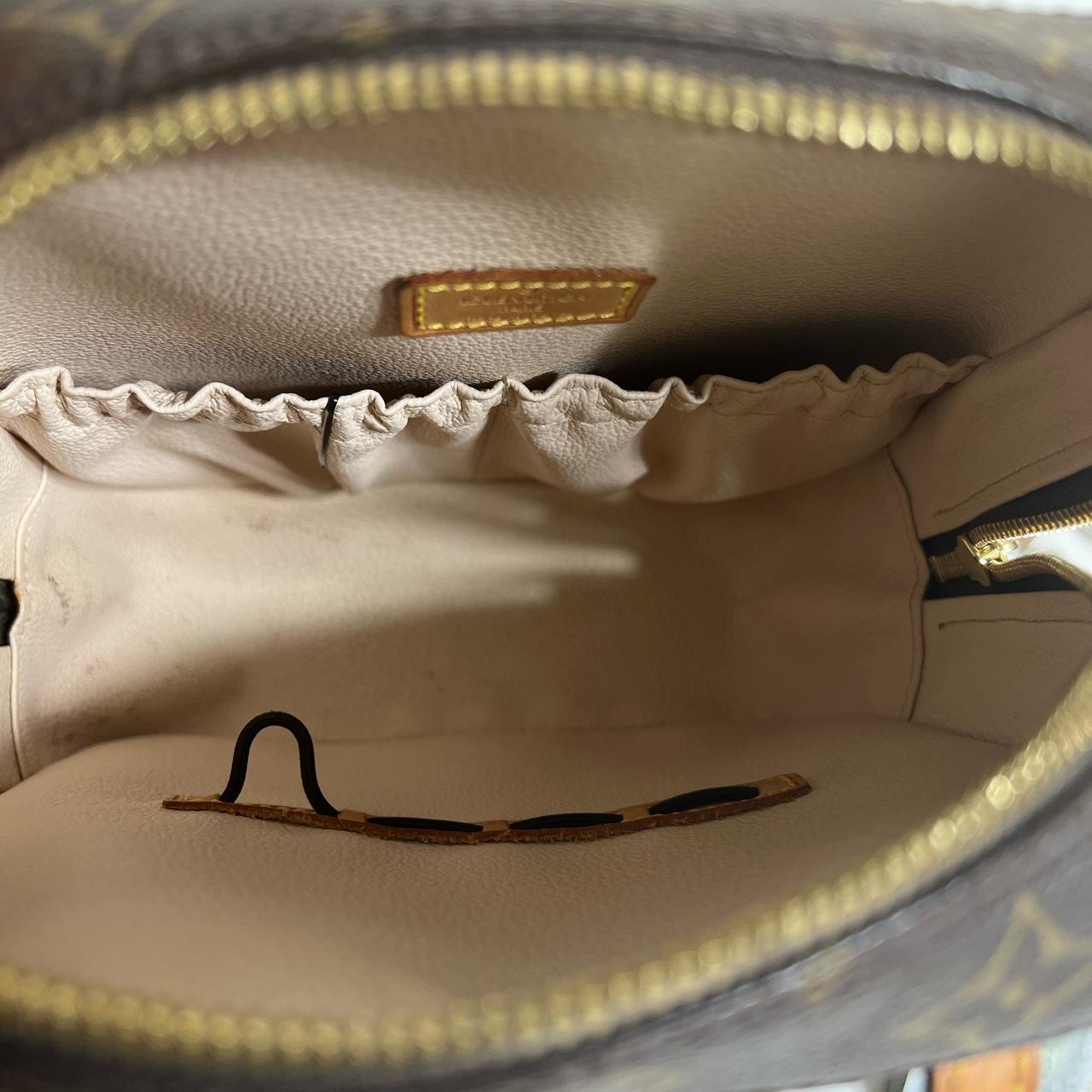 authentic Louis Vuitton speedy bag. Some staining - Depop