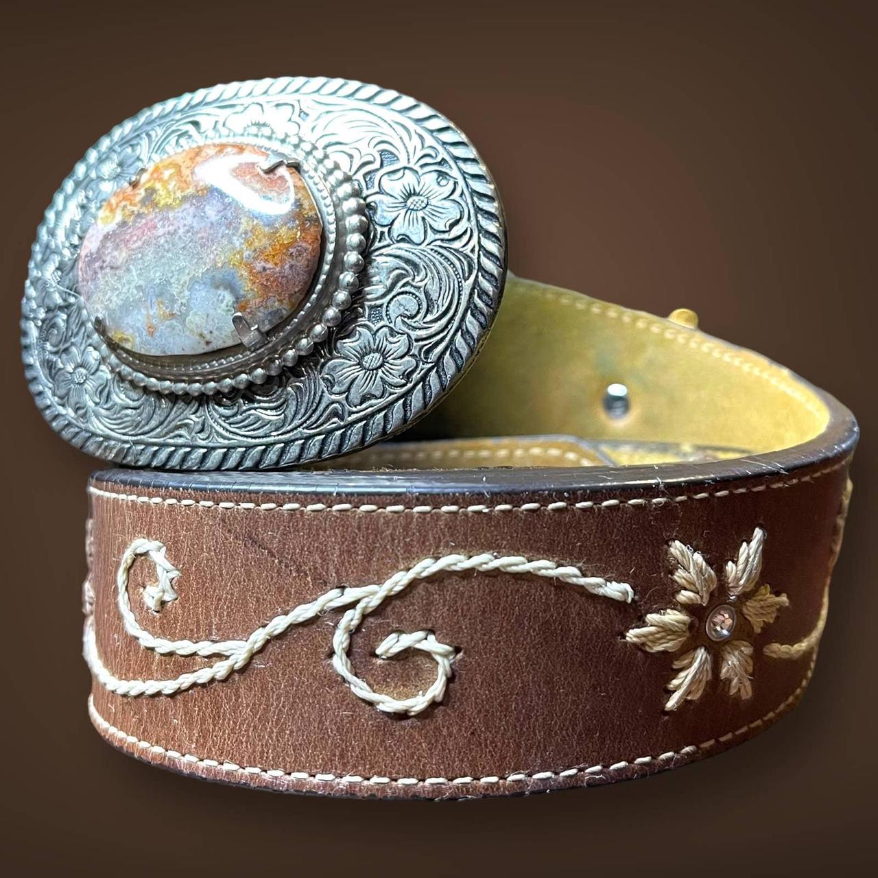 Nocona Women's Flower Embroidered Belt