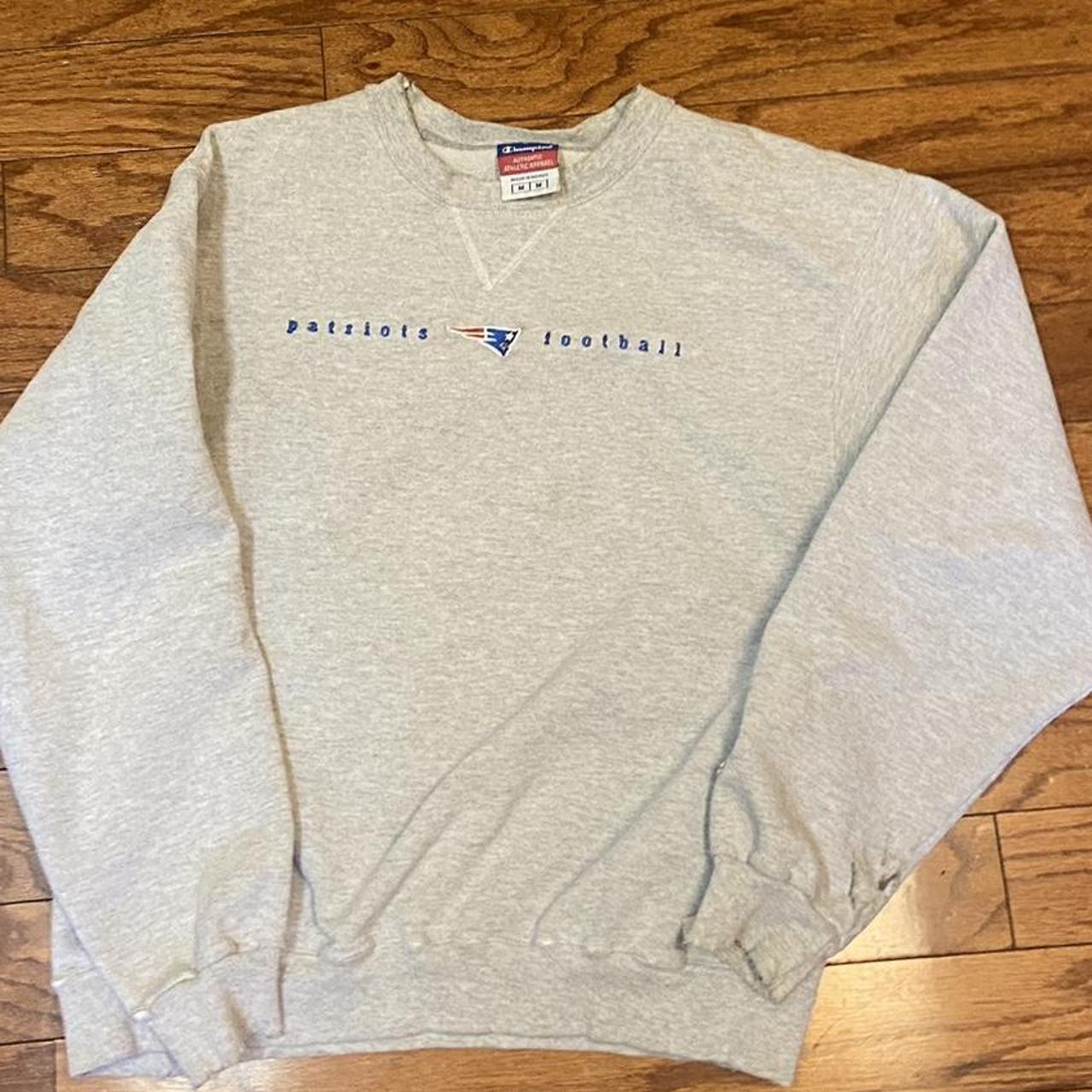 90s new england patriots sweatshirt size medium - Depop