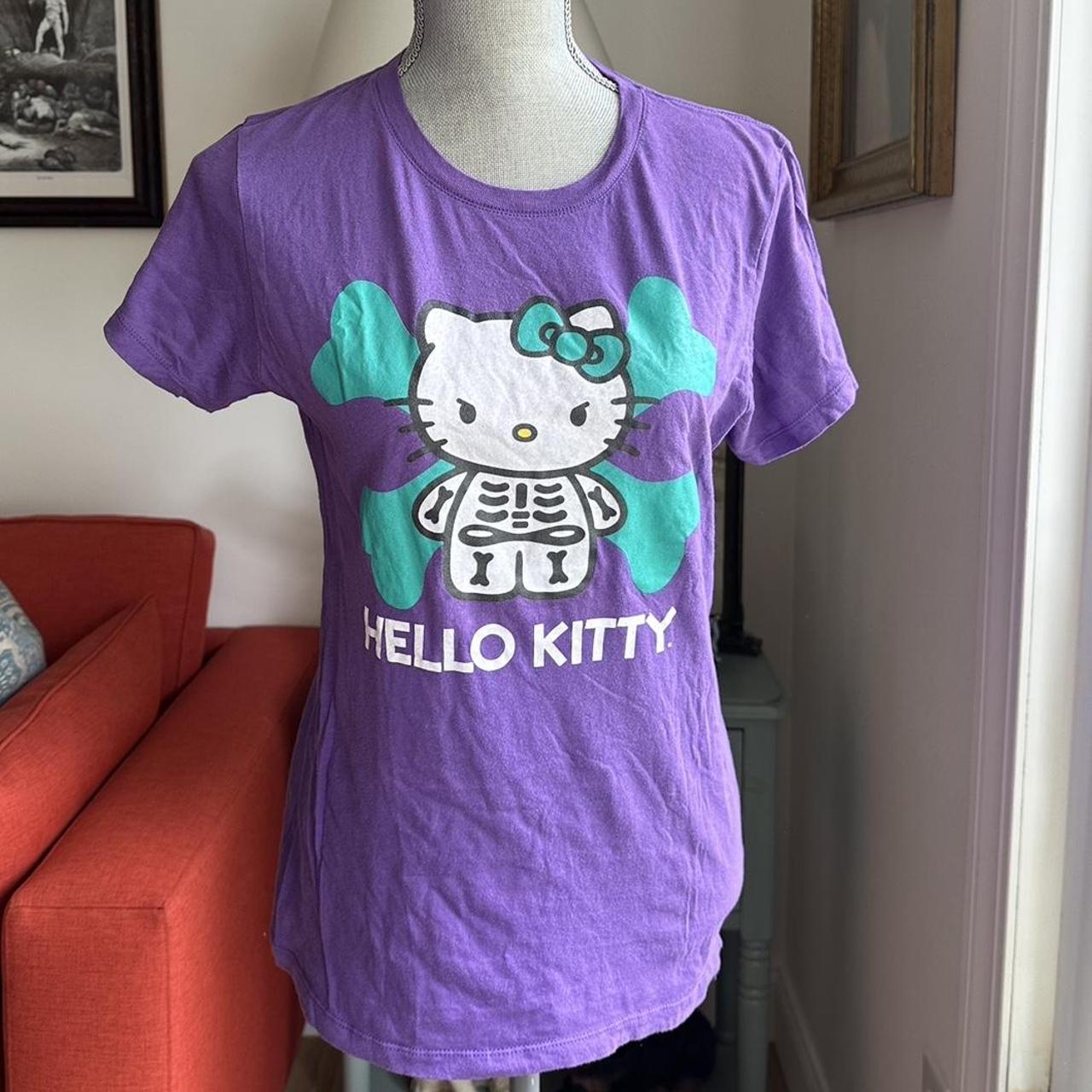 Hello Kitty Women's Purple and Green T-shirt | Depop