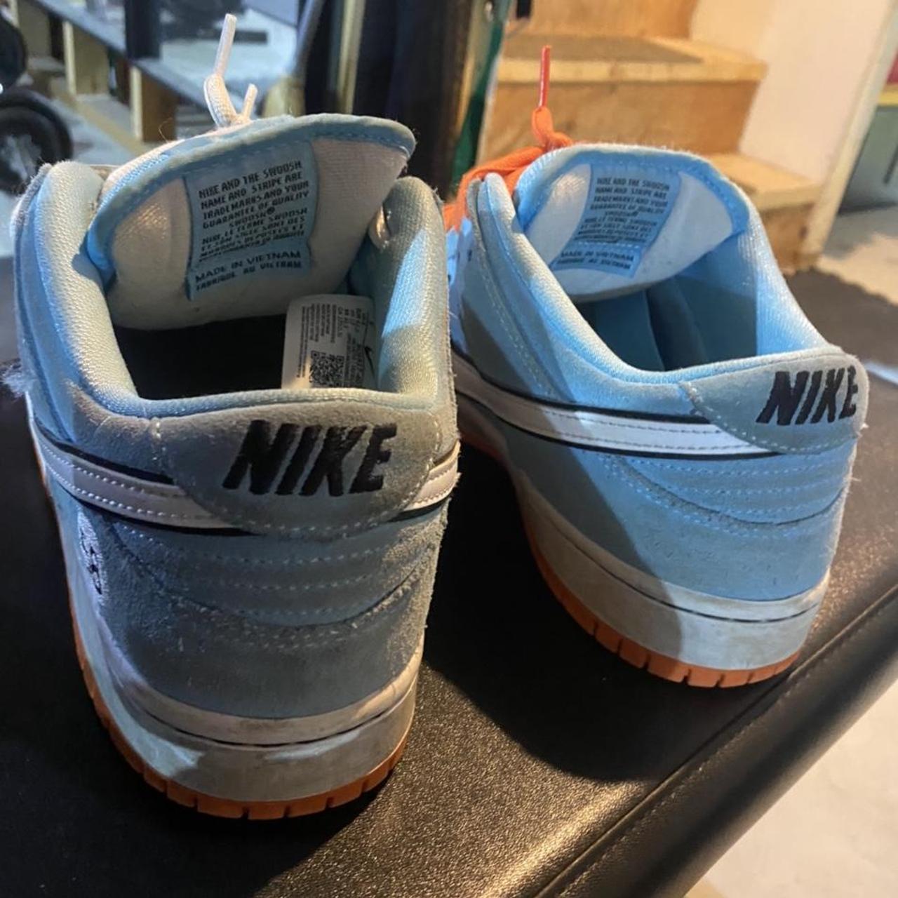 Nike Men's Blue and Orange Trainers | Depop