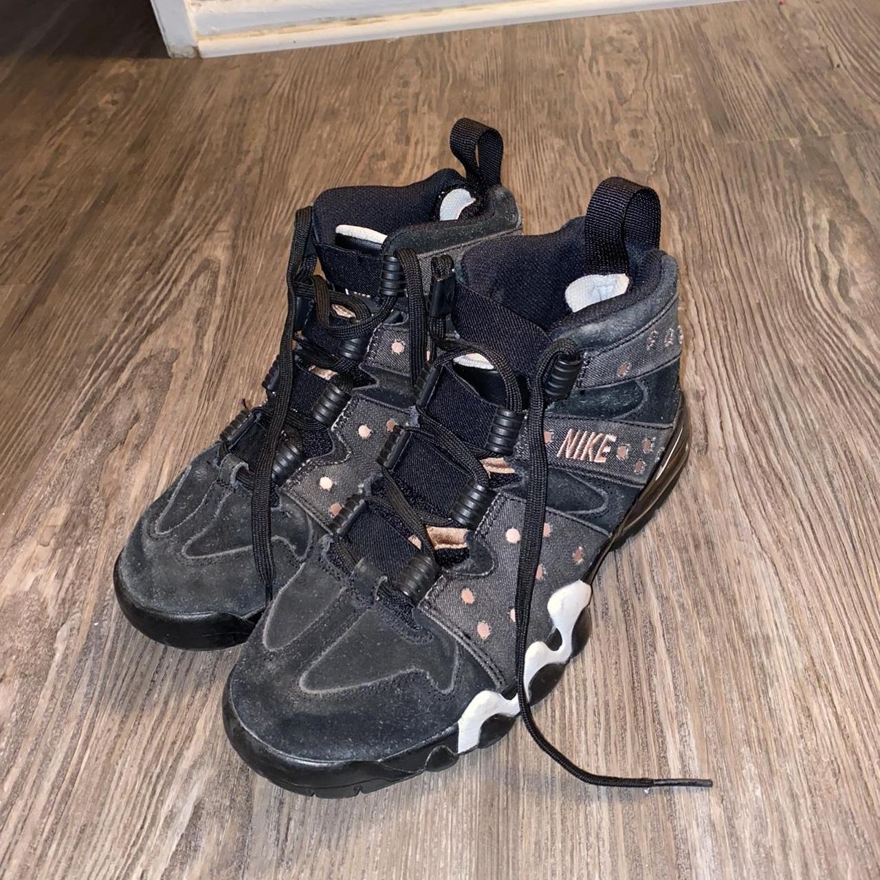 Nike Charles Barkleys good condition 8.5... Depop