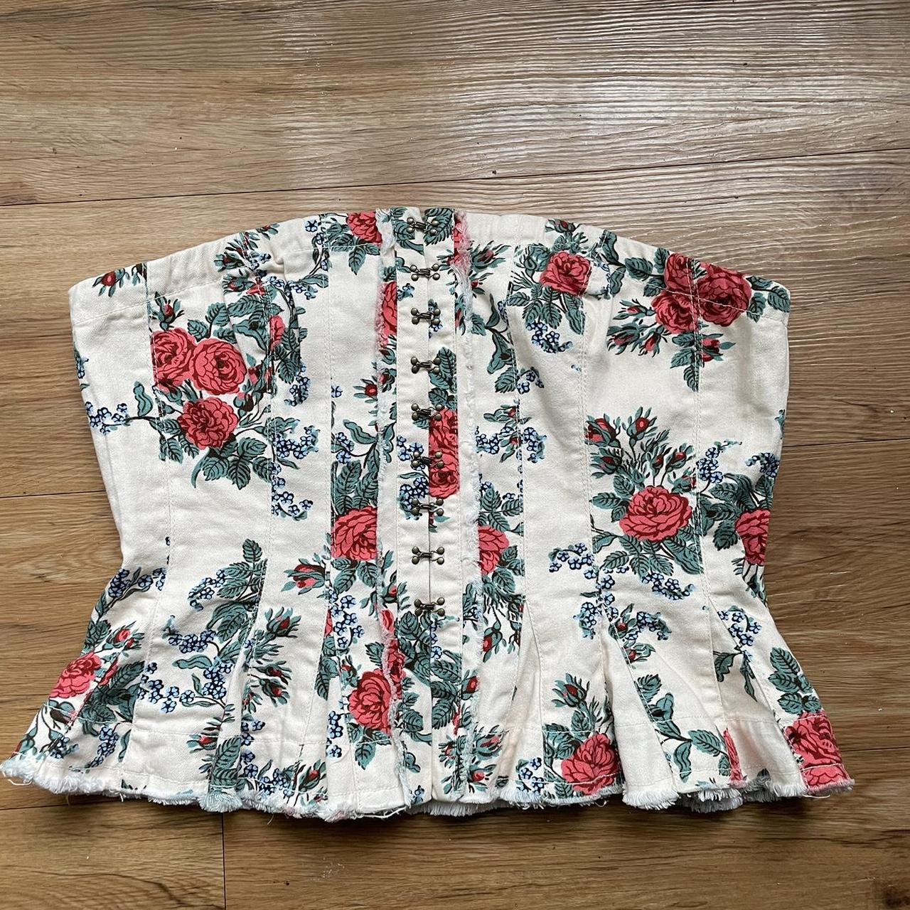 freepeople corset floralcorset Lights out... Depop