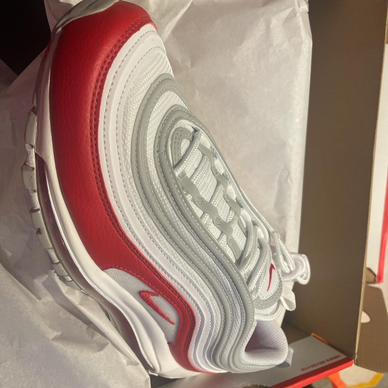 red and white 95s