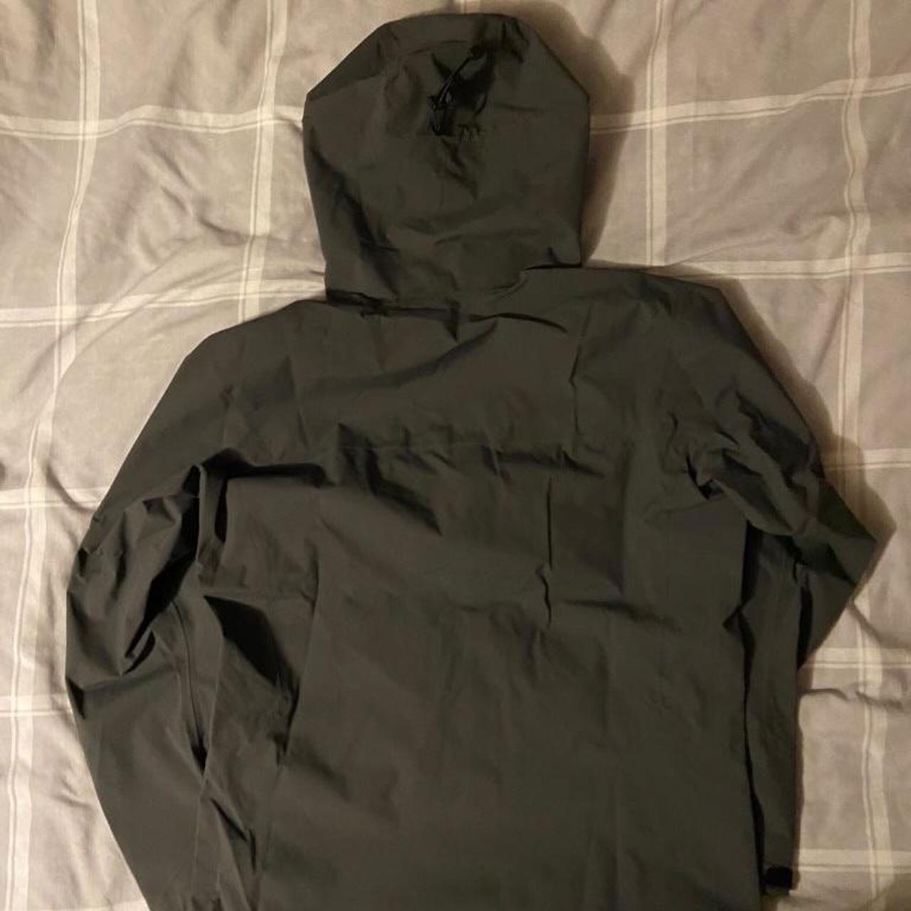 Arc'teryx Men's Grey and Black Coat Depop