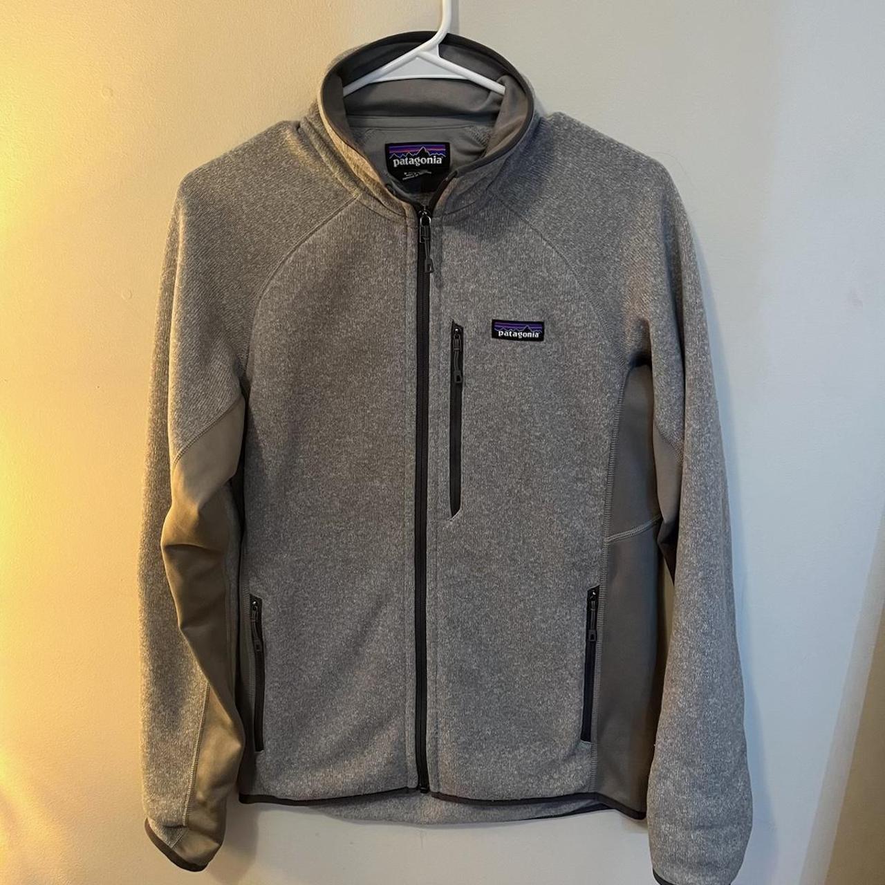 Patagonia Men's Grey and White Jacket | Depop