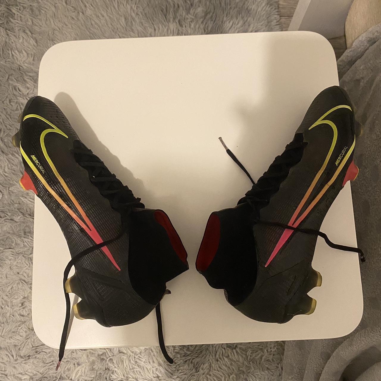 size 9 nike football boots