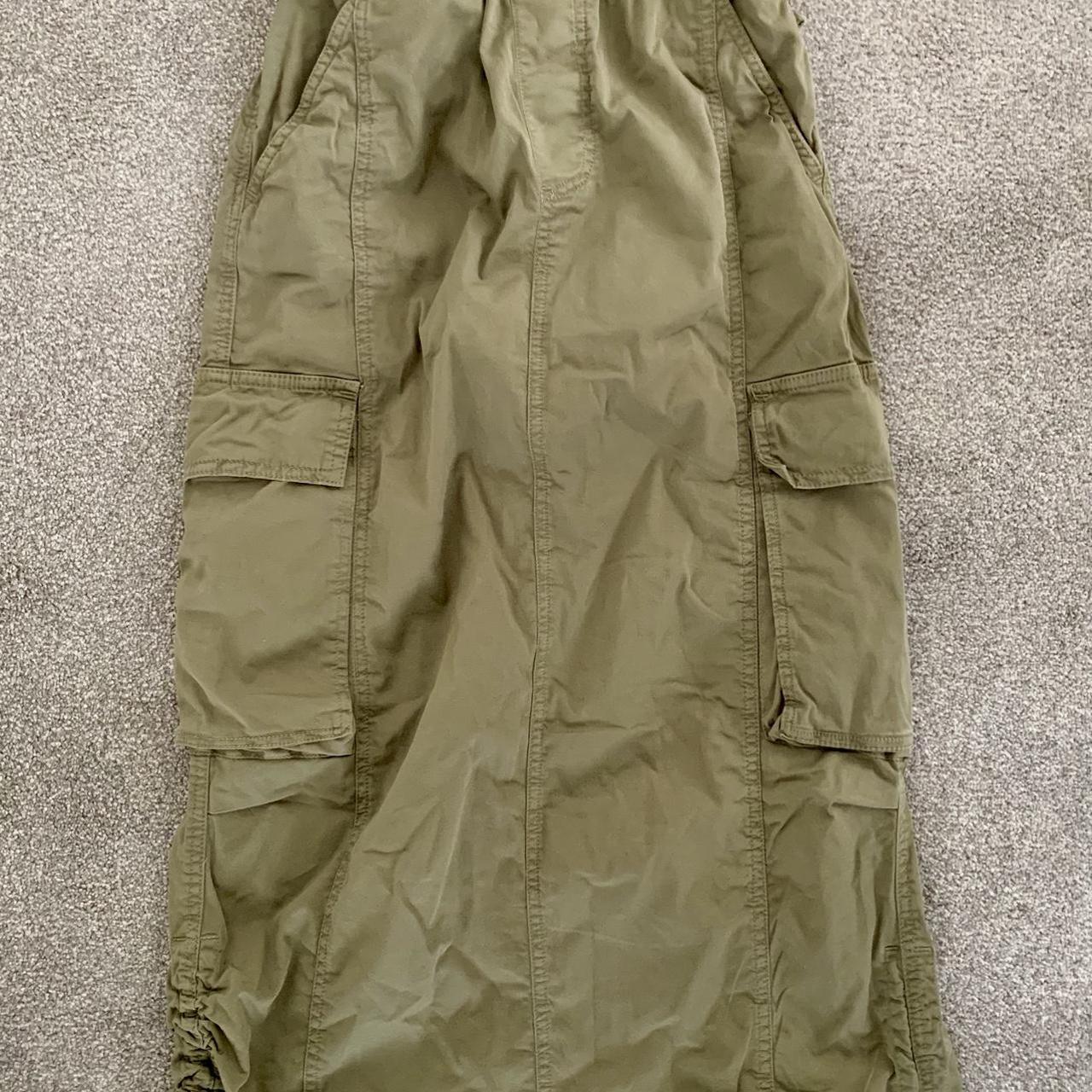 Berksha Parachute Cargo Skirt - worn once - Depop