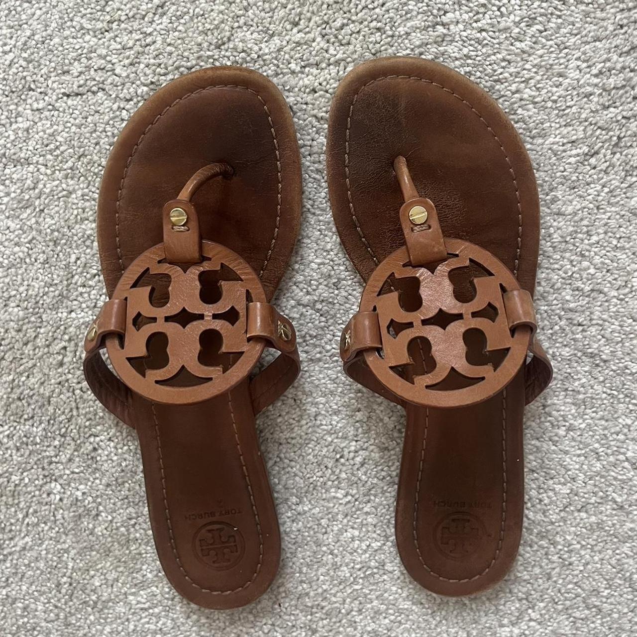 Tory Burch Women's Flipflops | Depop