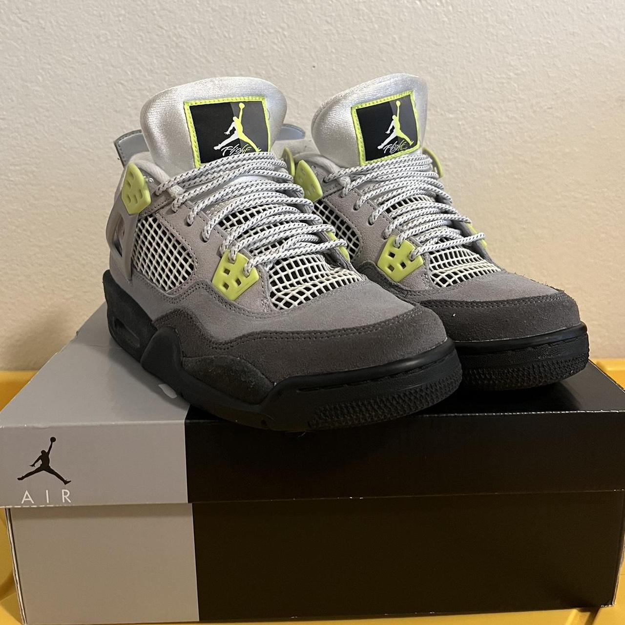 Jordan 4 Retro SE (GS) Size 6 youth - Depop