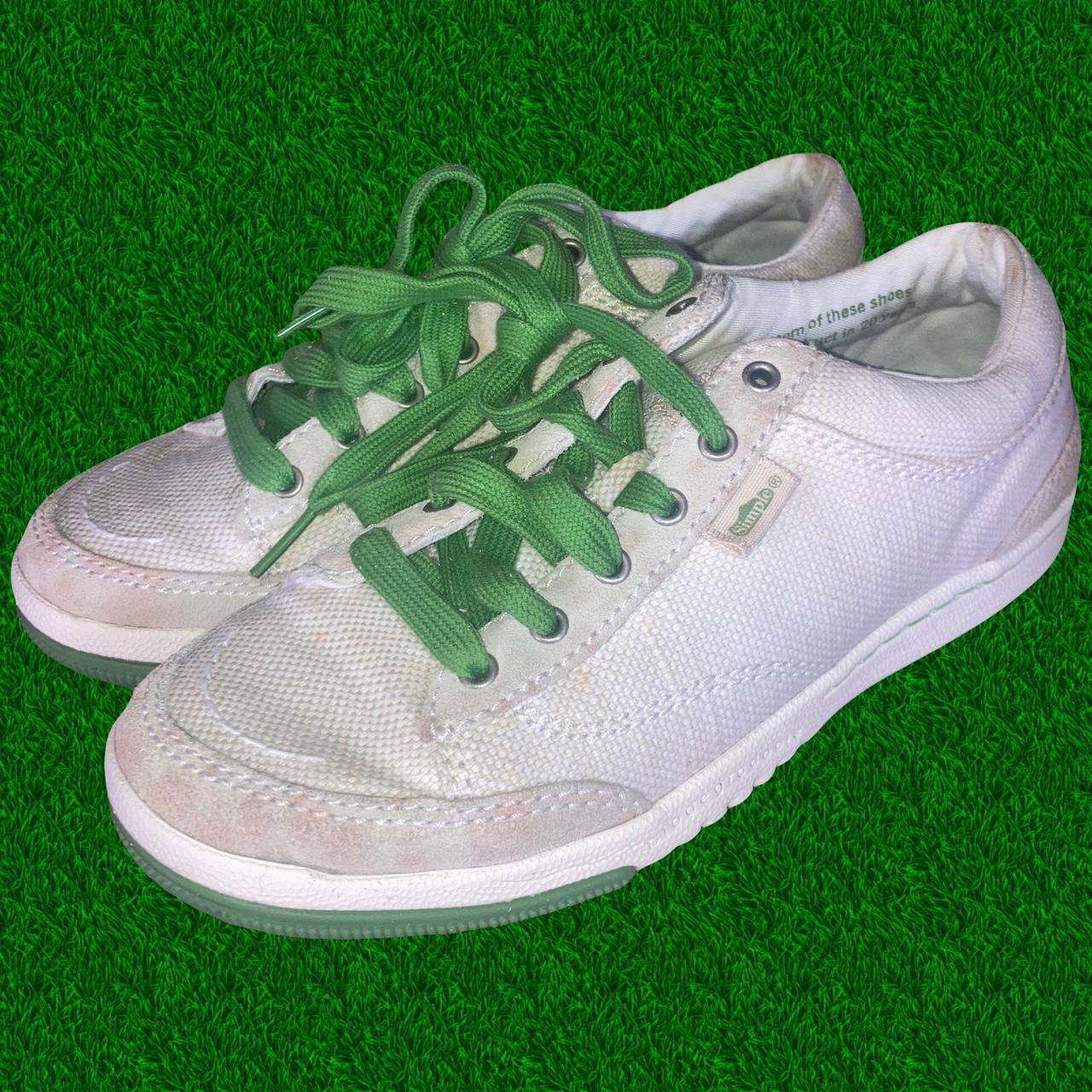 Simple store hemp shoes