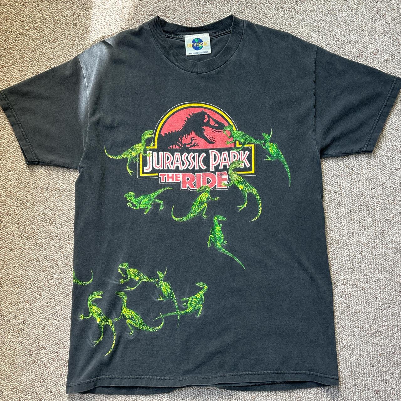 Vintage good 90s Jurassic park ride tee