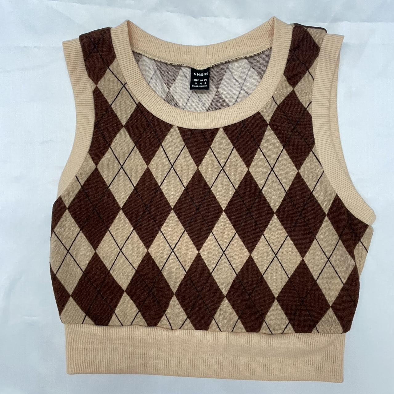 🍡 brown argyle sweater vest 🍡 size M but Depop