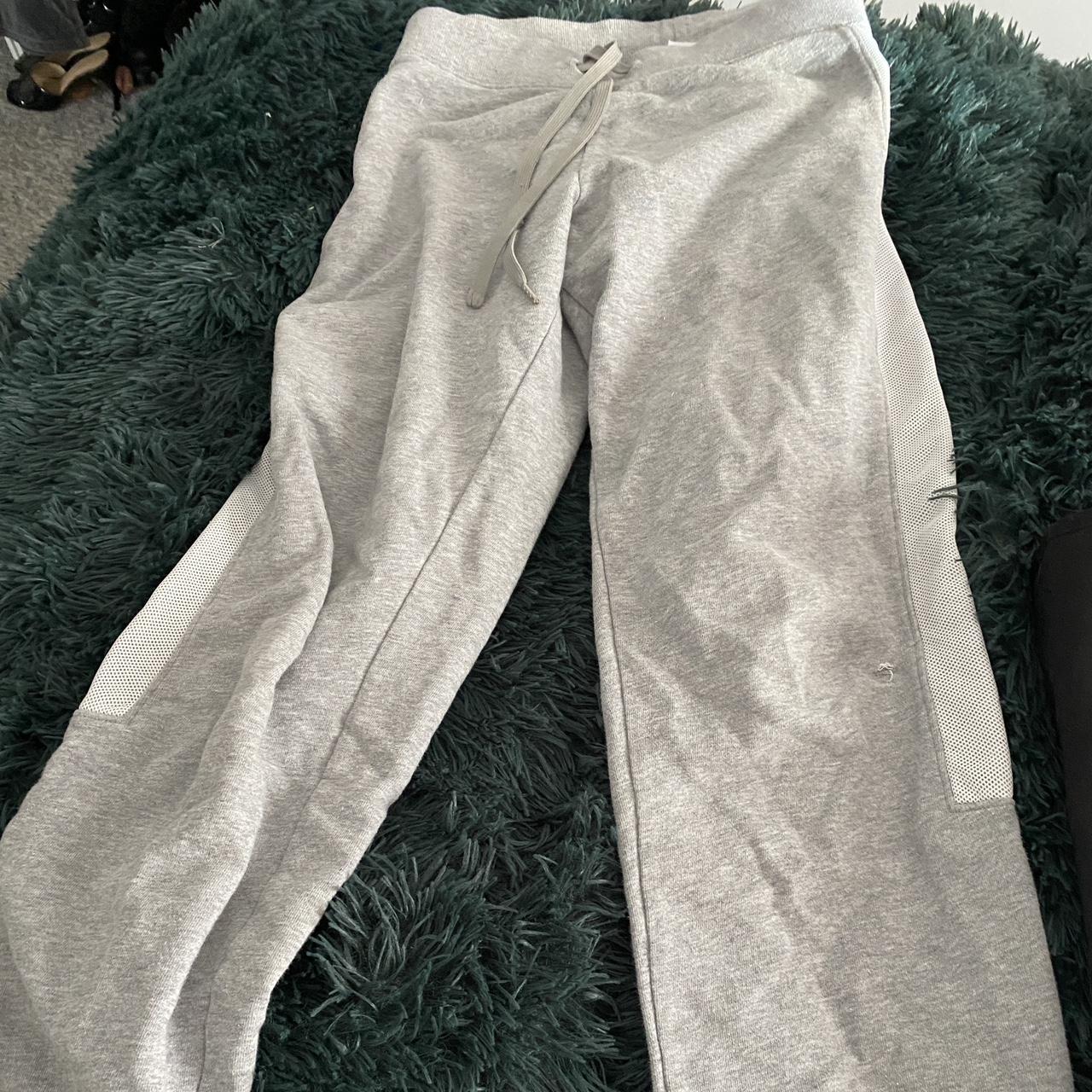 Grey gap sweat pants women size medium. super tiny... Depop