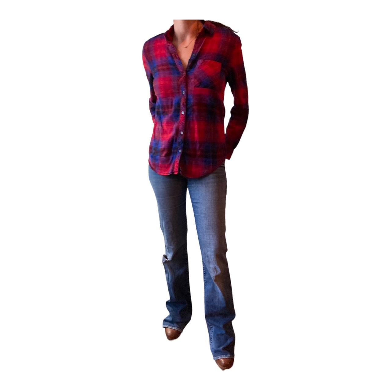 Versace Jeans Couture Women's Blue Jeans with hole... Depop