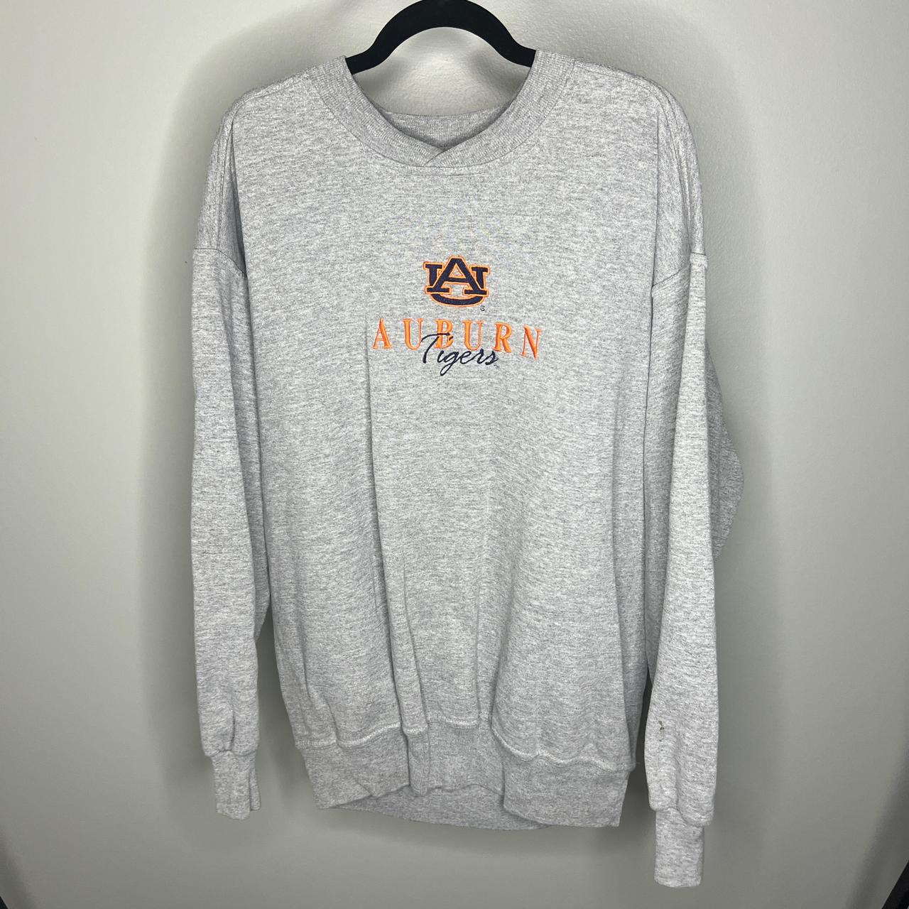 Vintage store Auburn Tigers Gray Crewneck Sweatshirt Men’s L 90s