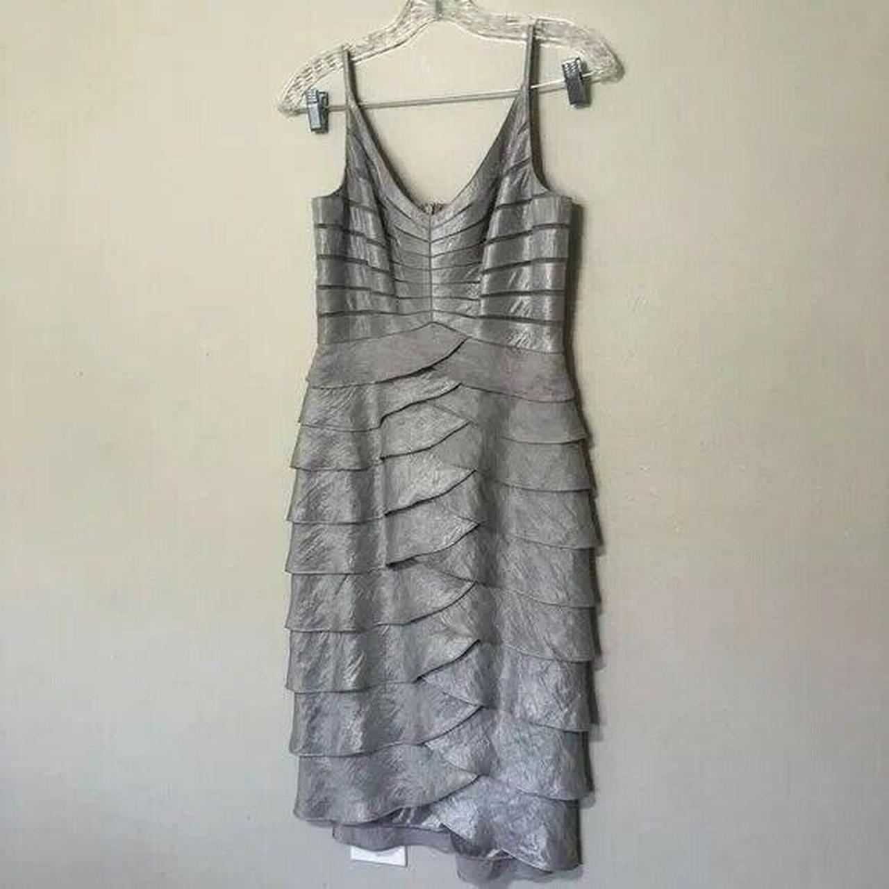 Adrianna Papell Women s 4 S Small Sleeveless Ruffle Depop