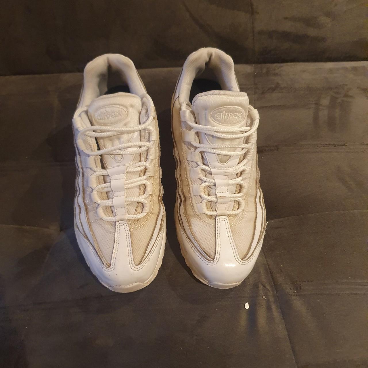 Nike air max 95 size 6 triple white Satisfactory... - Depop