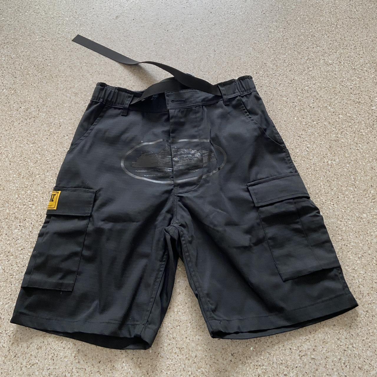 Corteiz Men's Black and Yellow Shorts | Depop