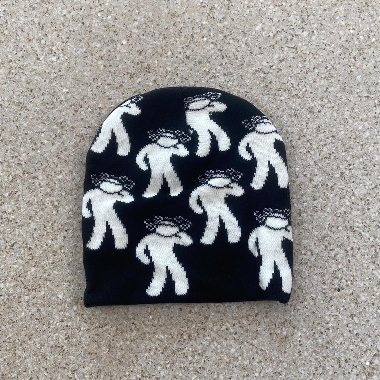 Carsicko Black Beanie Never Worn, Perfect Condition - Depop