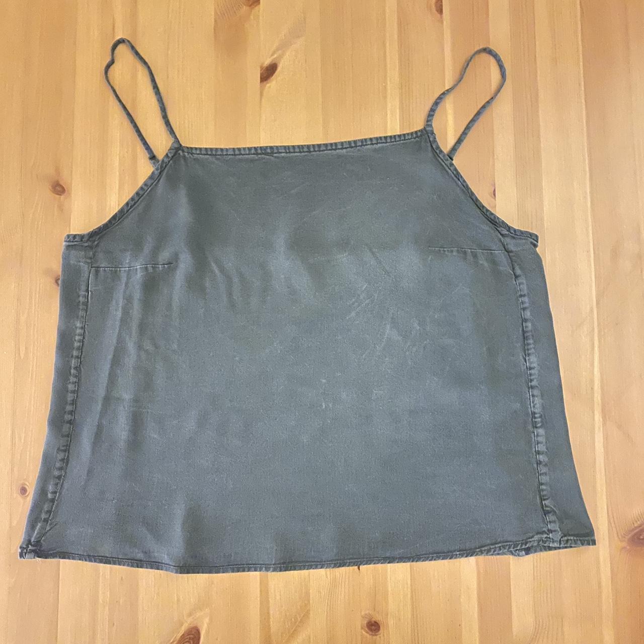 Gap Women's Vest Depop