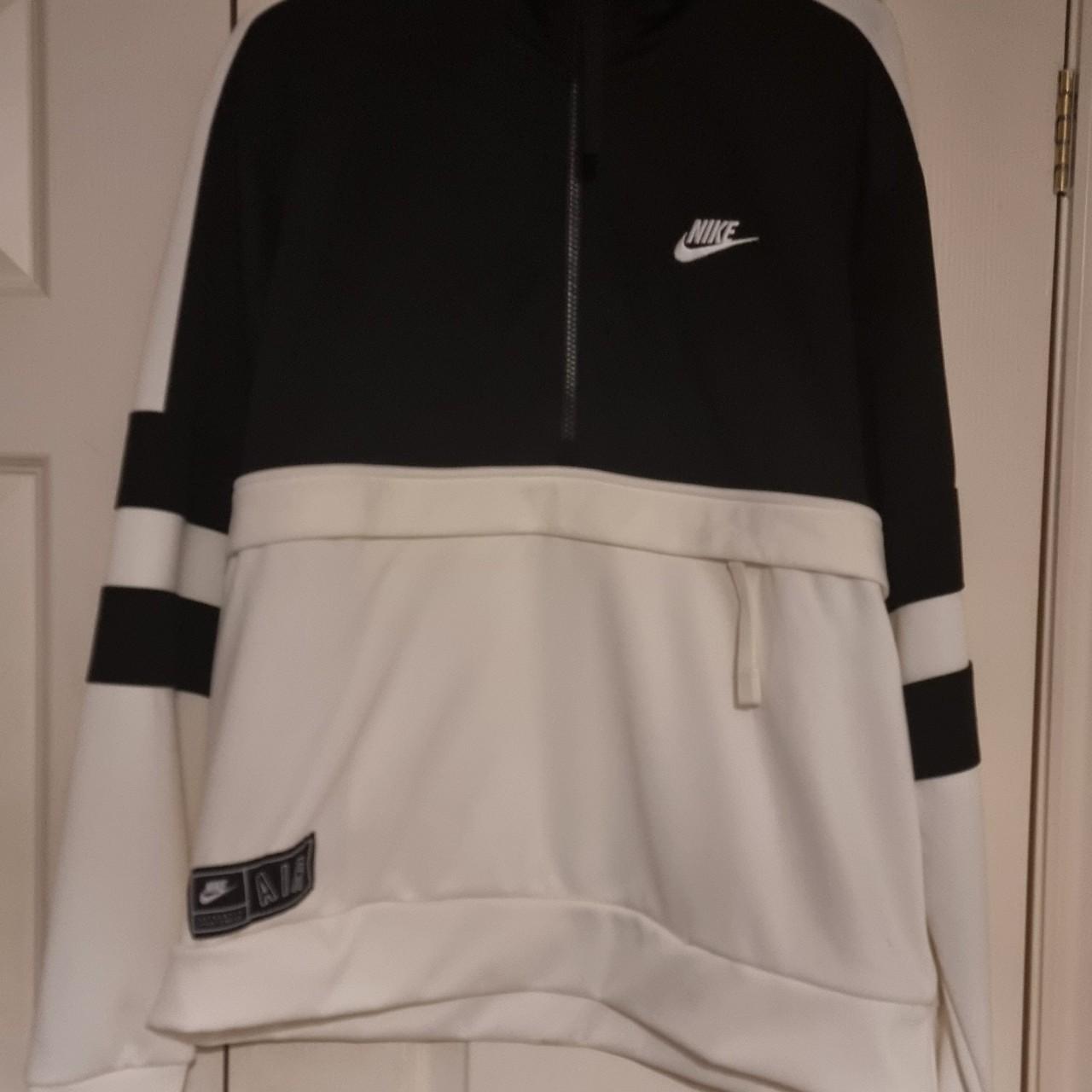 Nike Men's Black and White Jacket Depop