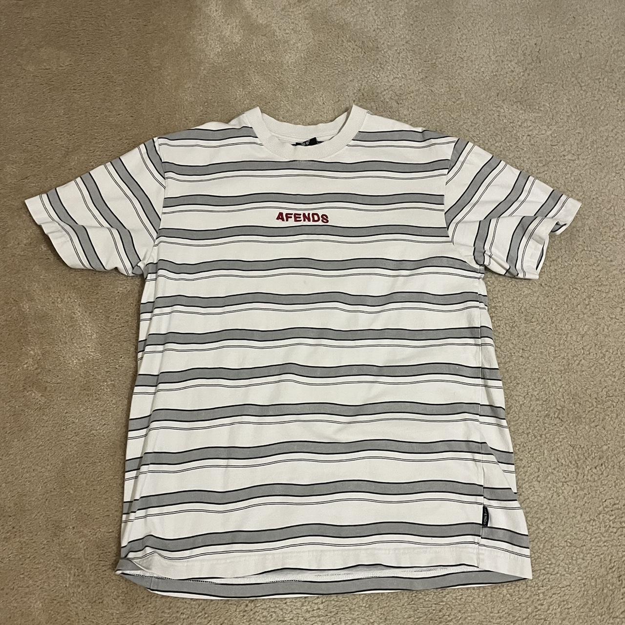 Stripe white and grey afends T shirt size small - Depop