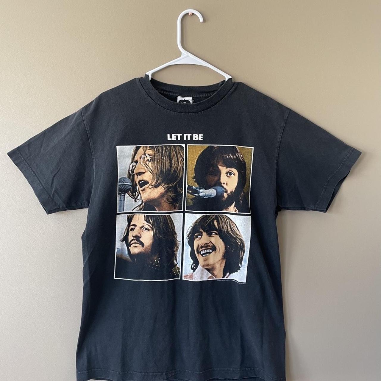 The Beatles 2004/2005 Tshirt Sz M black It has a... - Depop