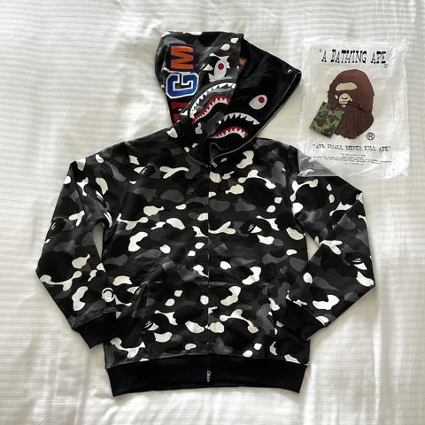 Bape shark hoodie glow in the dark fashion