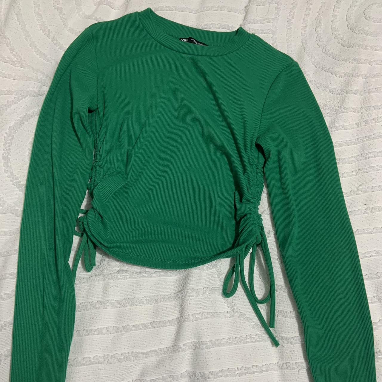 Zara dark green ruched long sleeved top. Size small... Depop
