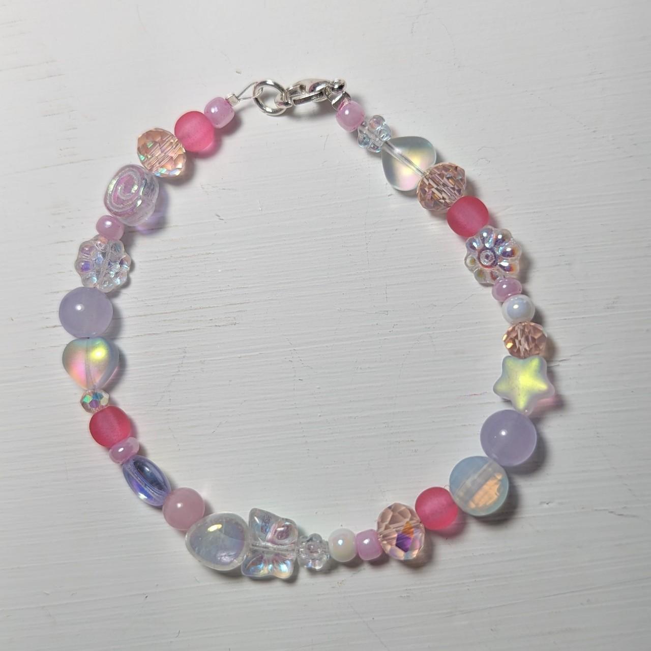 🍬ﾉ⁠*⁠.⁠ pink bracelet! #handmade #bracelet #cute... - Depop